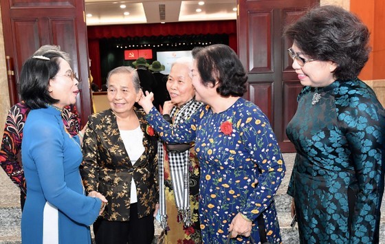 HCMC extends gratitude for revolutionary female soldiers’ sacrifices ảnh 3