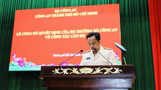 Colonel Mai Hoang becomes Deputy Director of HCMC Police ảnh 4