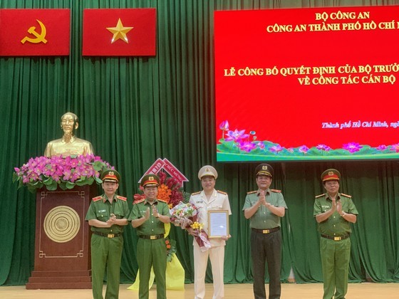 Colonel Mai Hoang becomes Deputy Director of HCMC Police ảnh 1