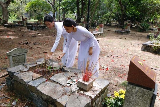 Con Dao Island, destination for visitors in July ảnh 1