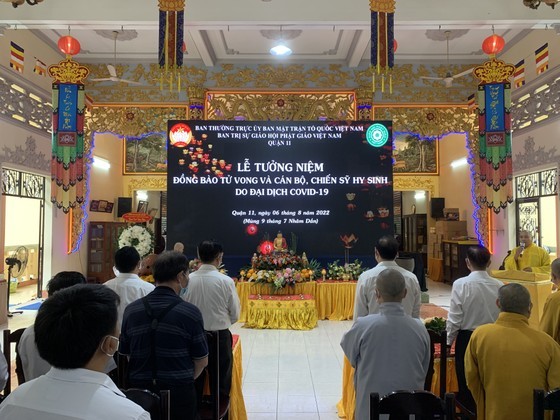 District 11 commemorates Covid-19 victims ảnh 2