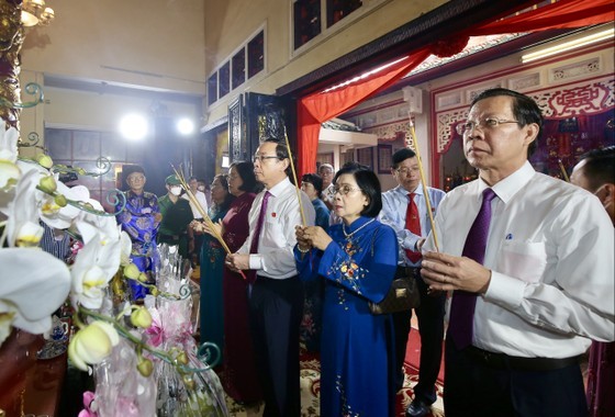 HCMC marks 190th death anniversary of Marshal Le Van Duyet ảnh 6