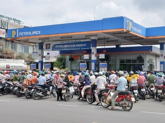 Many gas stations in Dong Nai close down right after reopening  ảnh 3