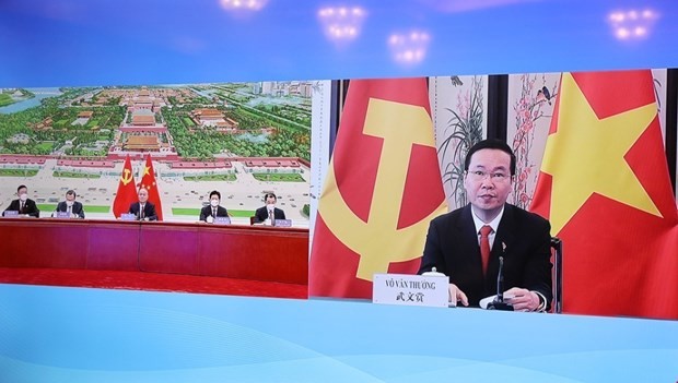 Senior Party officials of Vietnam, China hold talks ảnh 1