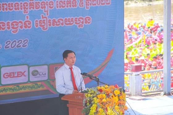 5th ‘Ngo’ Boat Race opens in Soc Trang Province ảnh 2