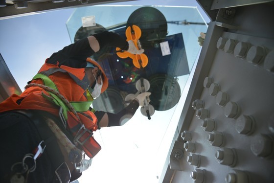 Overview of toplight at Ben Thanh terminal under Metro Line No.1 ảnh 4