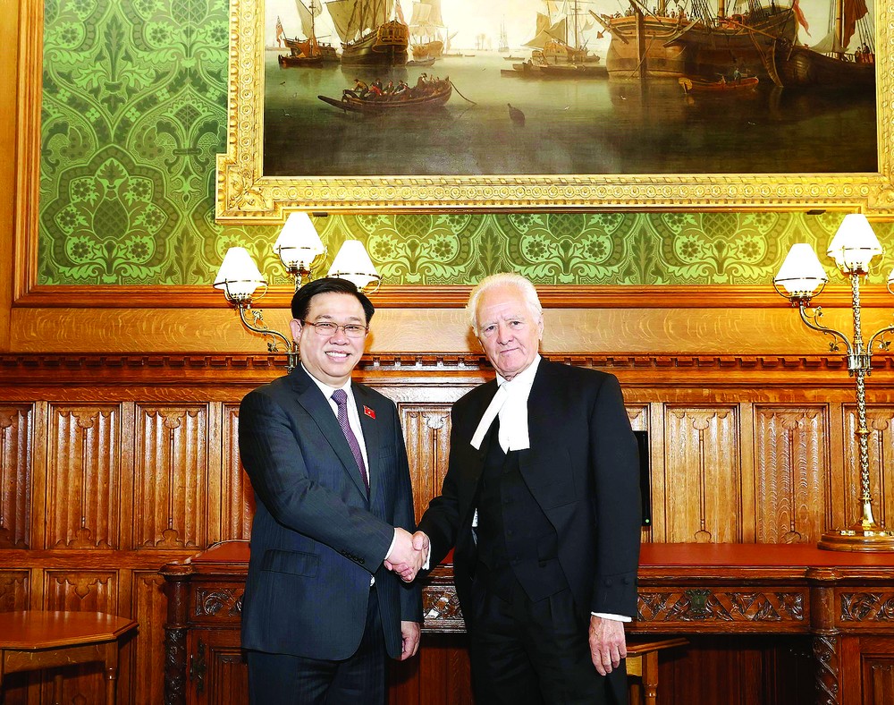 Within the framework of the official visit to the United Kingdom, Chairman of the National Assembly Vuong Dinh Hue had official talks with Speaker of the UK House of Lords John Mcfall in London on June 29, 2022.