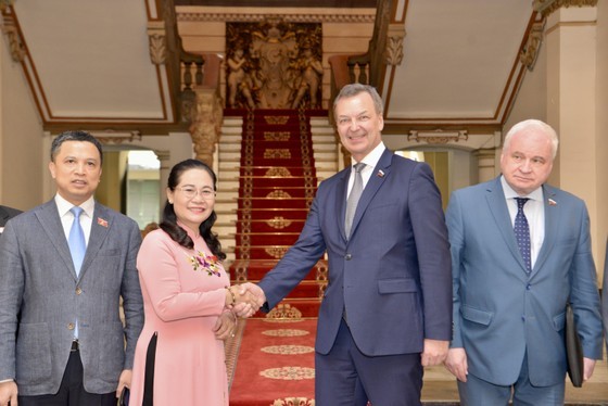 Chairwoman of the Ho Chi Minh City People’s Council Nguyen Thi Le receives Andrey Vladimirovich Yatskin, First Deputy Chairman of the Council of Federation (upper house) of the Federal Assembly of the Russian Federation. (Photo: Cao Thang)