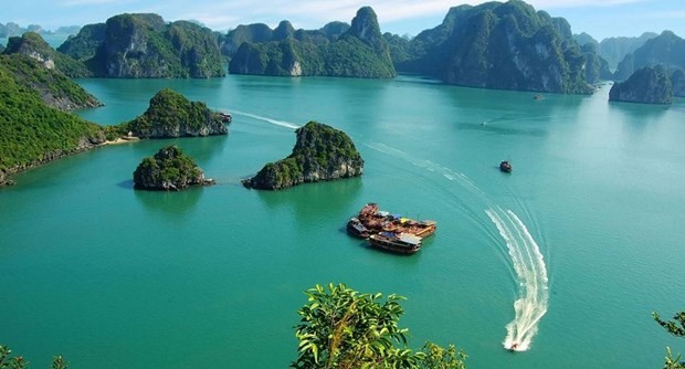 Bai Tu Long Bay in Quang Ninh (Photo: VNA) Bai Tu Long Bay in Quang Ninh (Photo: VNA)