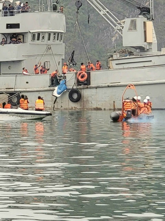 The body of the pilot and three other victims had been found. (Photo:VNA)