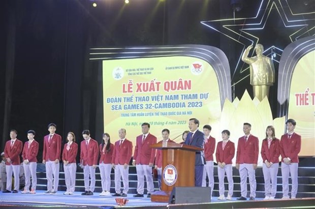 Deputy Prime Minister Le Minh Khai addresses the event (Photo: VNA)