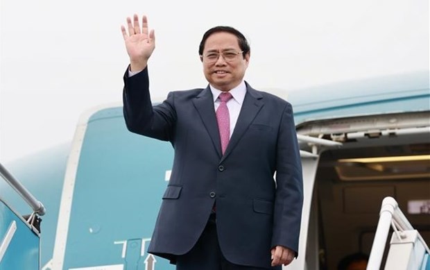 Prime Minister Pham Minh Chinh leaves Hanoi on May 9 morning for the 42nd ASEAN Summit in Indonesia. (Photo: VNA)