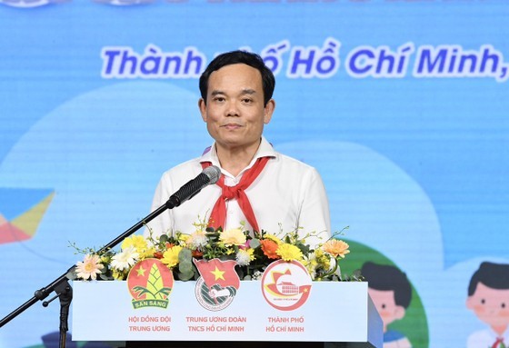 Deputy Prime Minister Tran Luu Quang speaks at the ceremony. (Photo: Viet Dung)