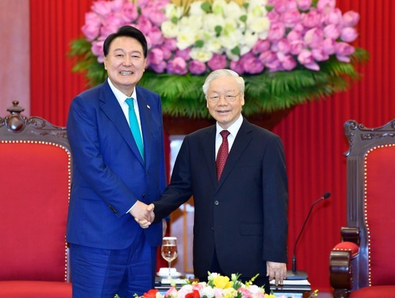 At the reception (Photo: Viet Chung)