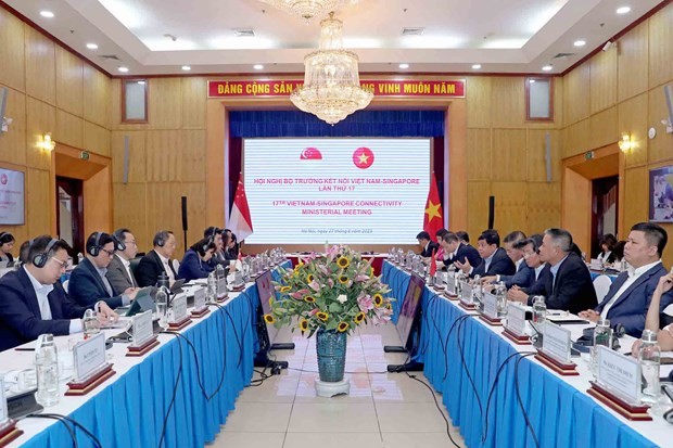Vietnam and Singapore hold the 17th Connectivity Ministerial Meeting in Hanoi on August 27. (Photo: Vietnamese Government Portal) Vietnam and Singapore hold the 17th Connectivity Ministerial Meeting in Hanoi on August 27. (Photo: Vietnamese Government Portal)