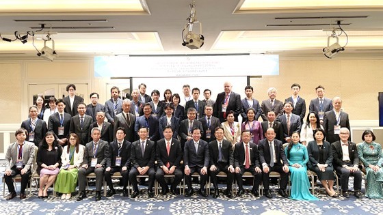 Ho Chi Minh City delegation and Japanese businesses at the conference
