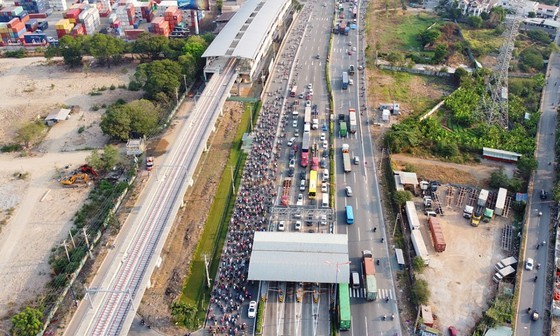 HCMC urgently reviews the land funds surrounding metro stations and along Metro Line No.1 and No.2. (Photo: Quoc Hung) HCMC urgently reviews the land funds surrounding metro stations and along Metro Line No.1 and No.2. (Photo: Quoc Hung)