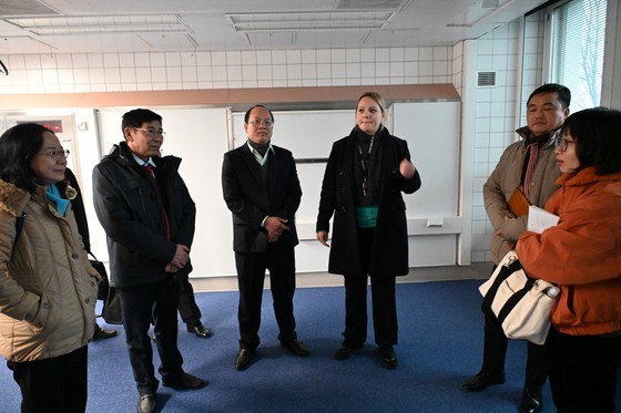 Ho Chi Minh City delegation visits facilities at Maria 01 Organization.
