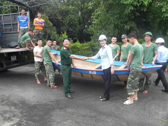 A boat serving the rescue training program teams is handed over.