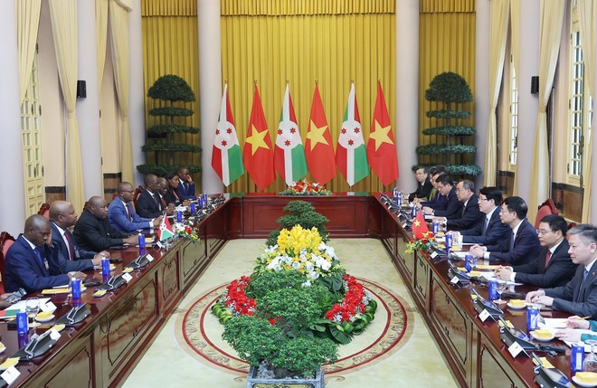 chu-tich-nuoc-luong-cuong-va-tong-thong-burundi-evariste-ndayishimiye-hoi-dam-chinh-thuc-ttxvn.jpg