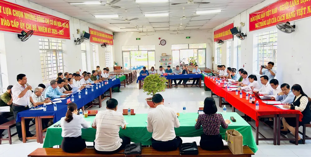 buổi làm việc.jpg