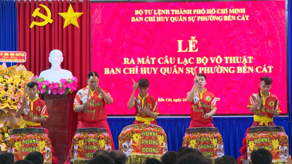 Ra mắt Câu lạc bộ võ thuật Ban Chỉ huy Quân sự phường Bến Cát