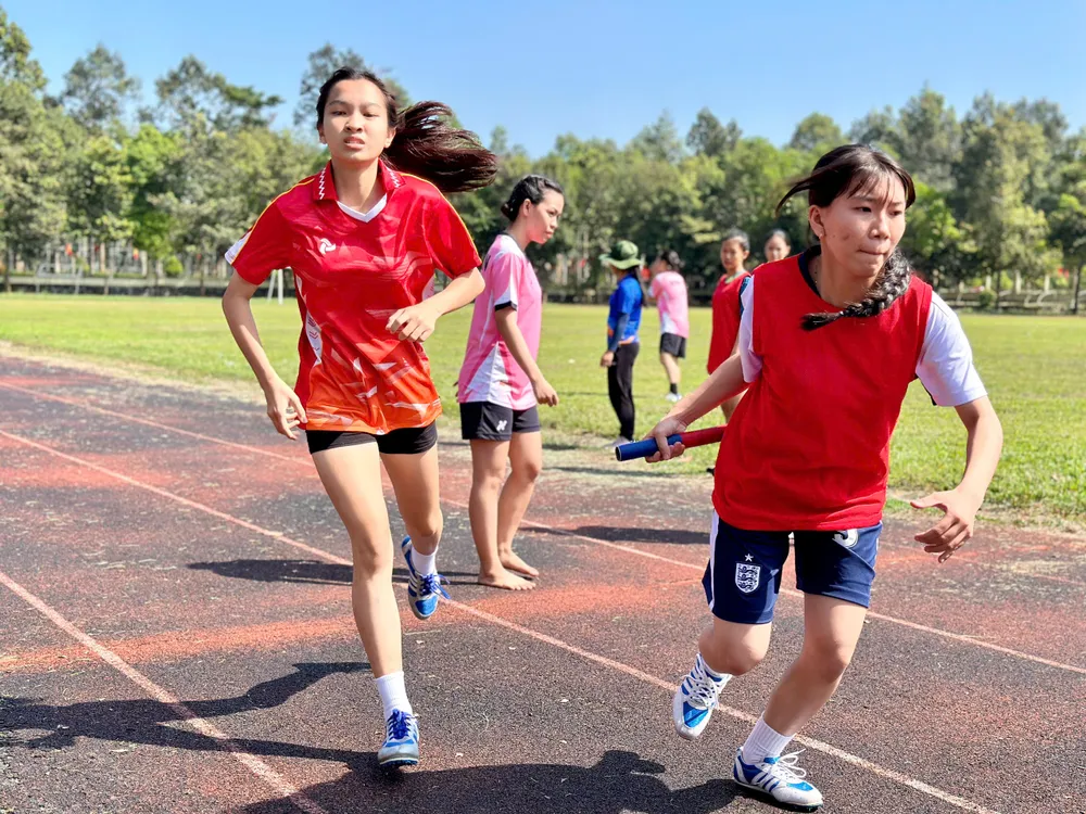 Phú Giáo điền kinh 2.jpg