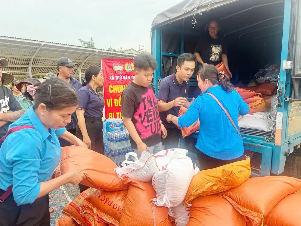 Trừ Văn Thố 2.jpg