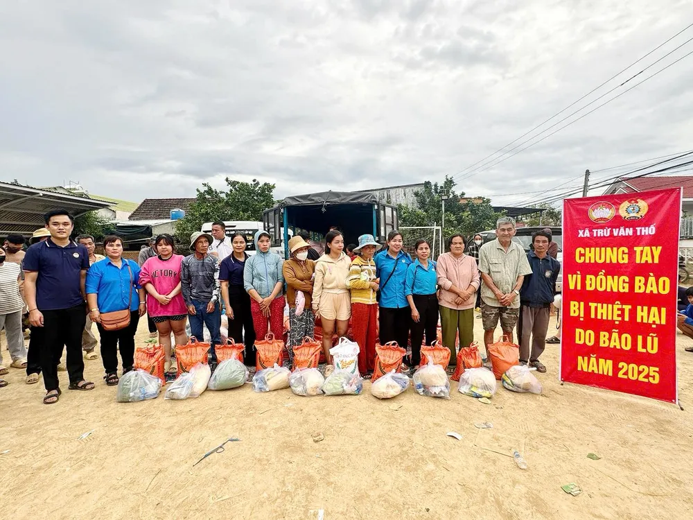 Trừ Văn Thố 3.jpg