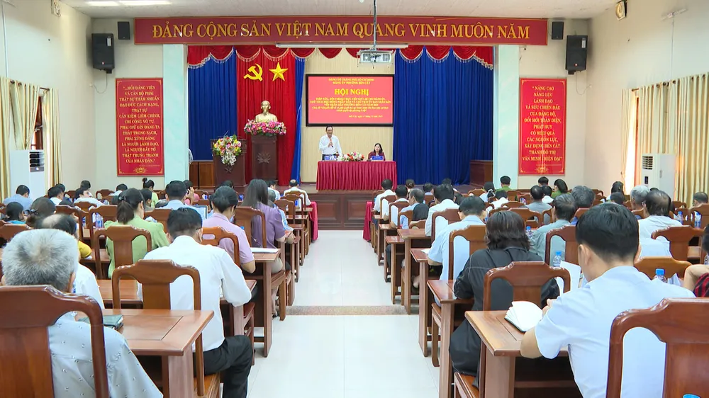 4 dân kiến nghị.jpg