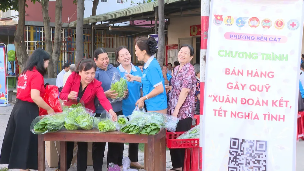 Chương trình bán hàng gây quỹ từ thiện tại phường Bến Cát