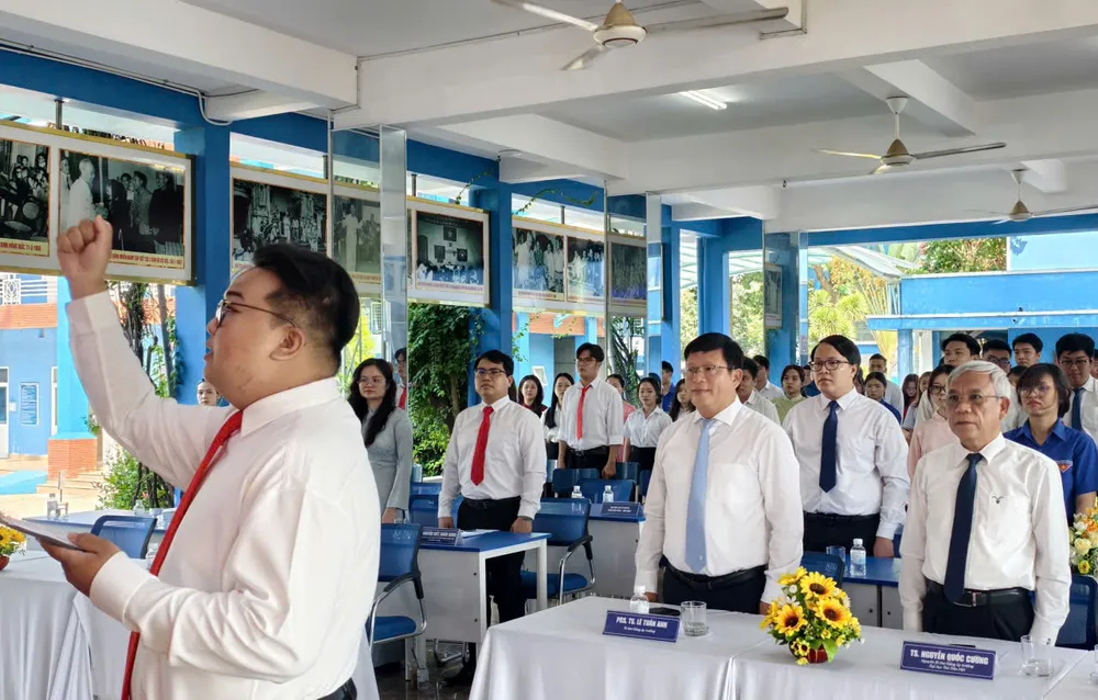 Kết nạp đảng 3.jpg