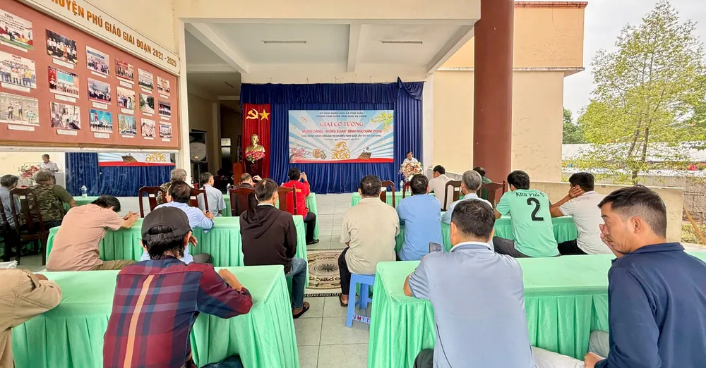 toàn cảnh cờ tướng.jpg