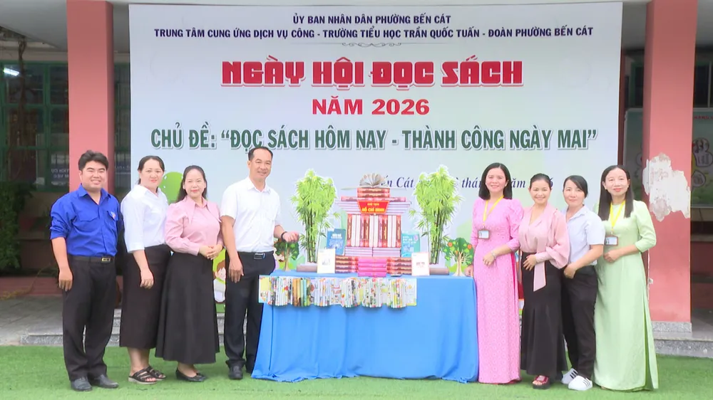 đọc sách 5.jpg