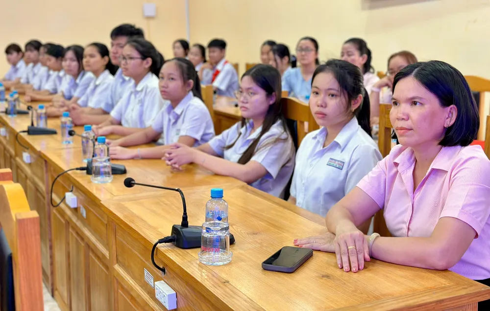 Xã Phú Giáo tuyên dương điển hình xuất sắc trong học tập và thể thao