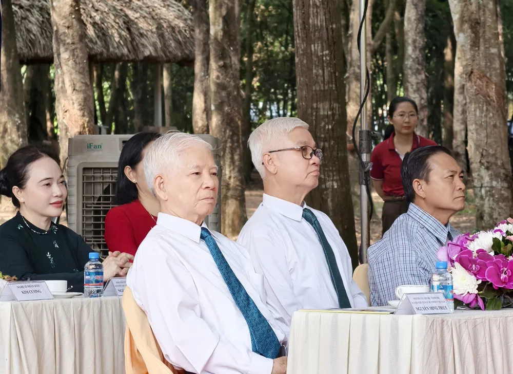 Nguyên Chủ tịch nước Nguyễn Minh Triết dự lễ