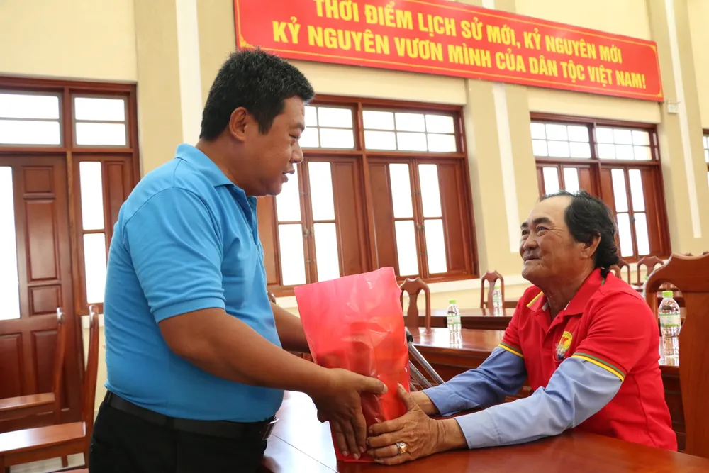 Nghiệp đoàn vé số 3.JPG
