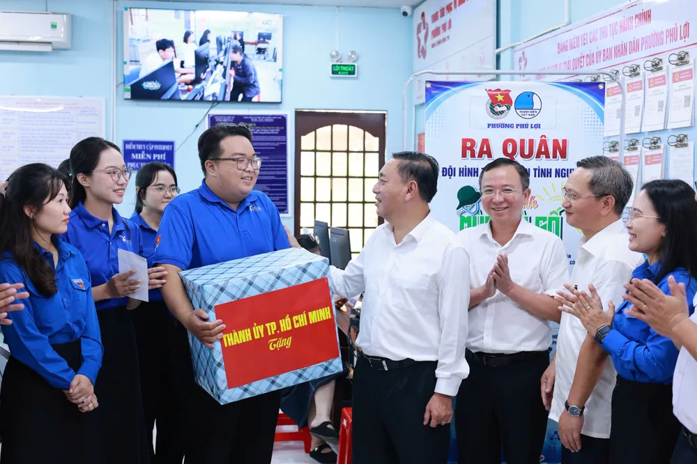 Tình nguyện hè 2.jpg