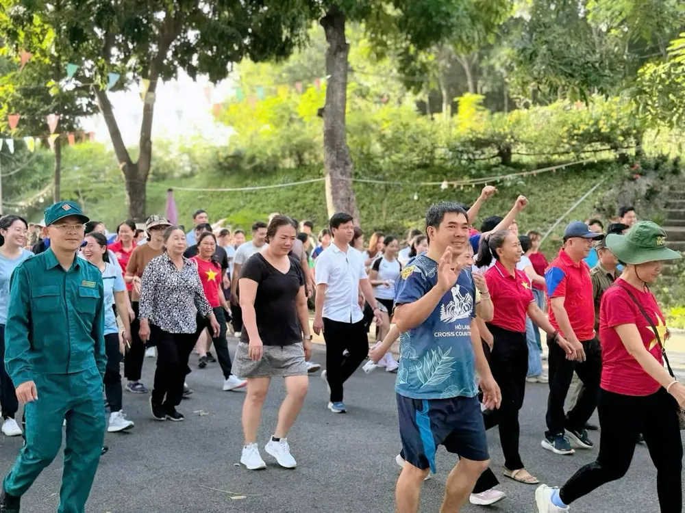 Tân Đông Hiệp 2.jpg