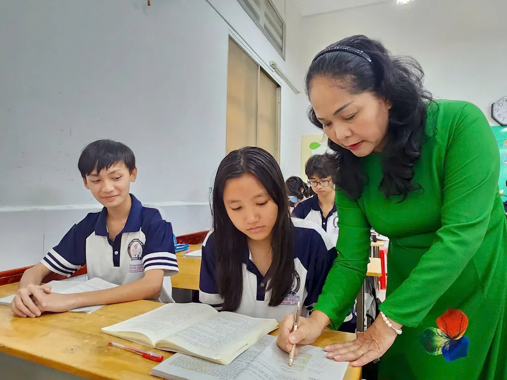 TPHCM đẩy nhanh tiến độ triển khai học bạ số