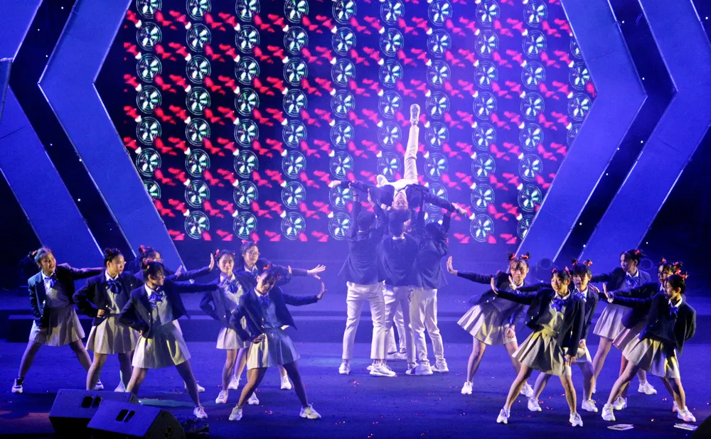 Tưng bừng Liên hoan nhóm nhảy TPHCM “Sức bật tuổi trẻ” ảnh 4