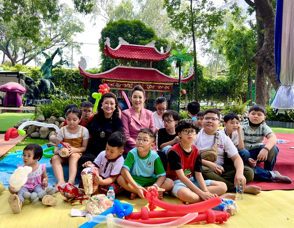 NSND Kim Cương chăm lo trẻ em mồ côi trong đại dịch ảnh 1