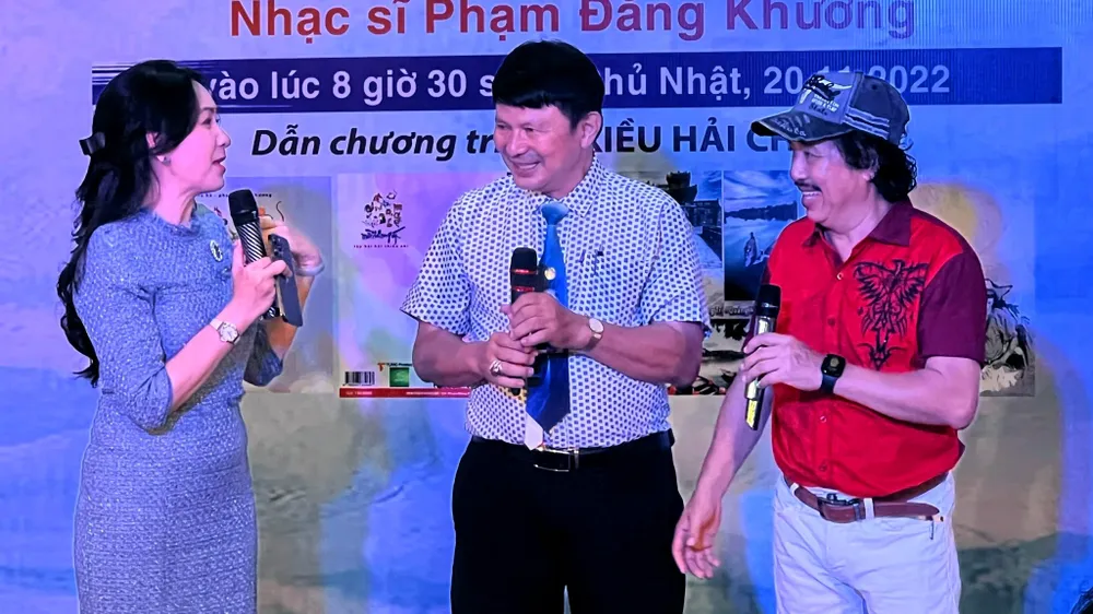 Nhạc sĩ Phạm Đăng Khương ra mắt sách nhạc và sách ảnh ảnh 1