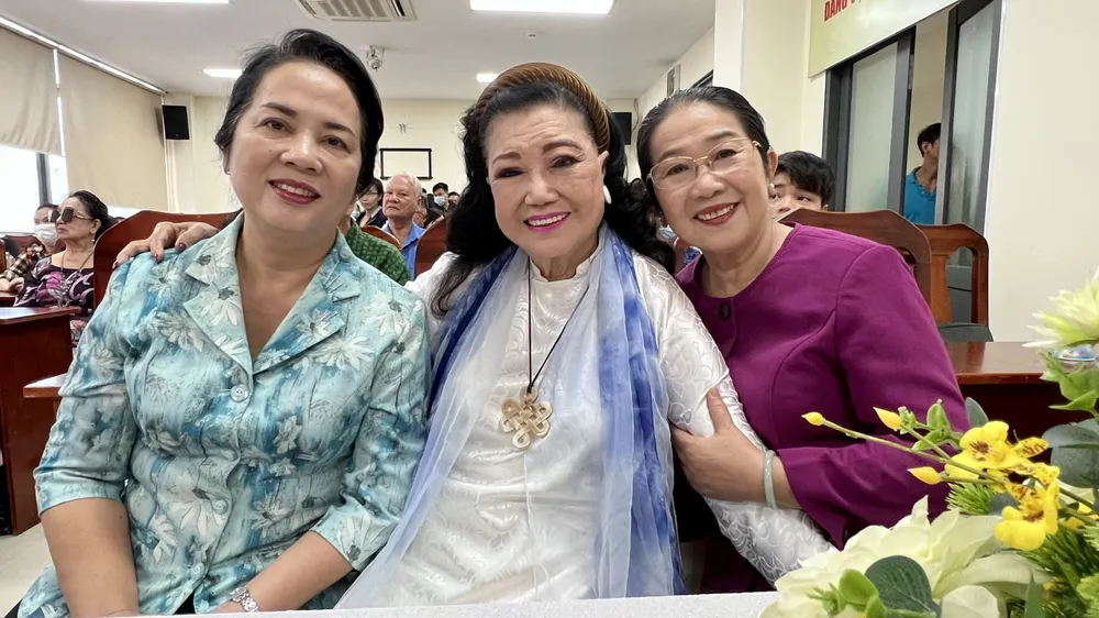 Chương trình "Nghệ sĩ tri âm" lần thứ 9 được tổ chức thành công, đem lại niềm vui tết no ấm cho nhiều văn nghệ sĩ. Ảnh: THÚY BÌNH