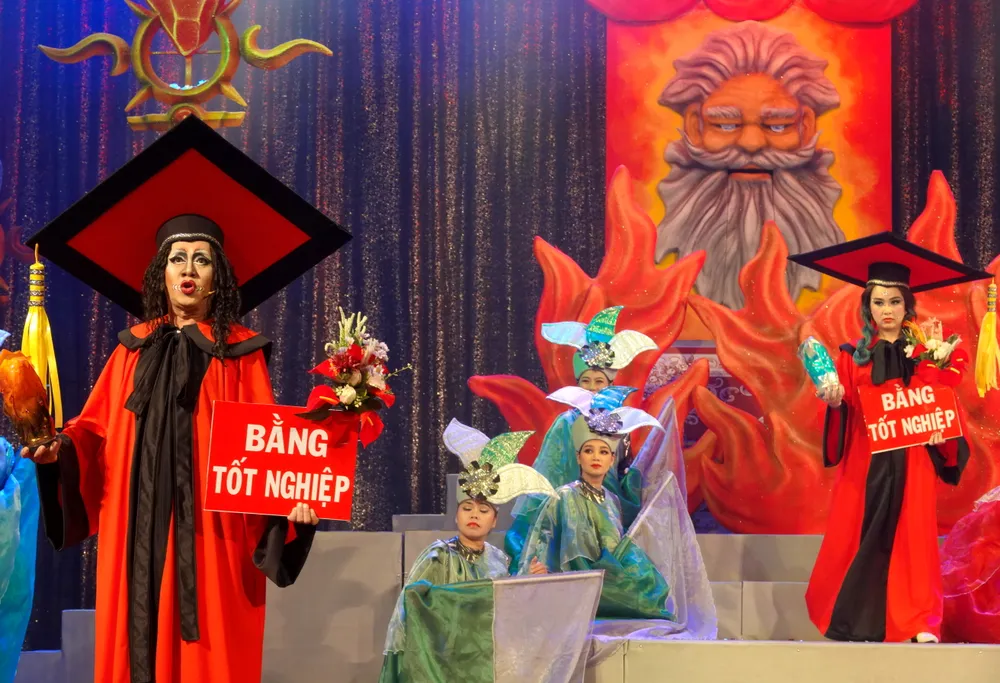 Cuộc đối đầu giữa ác tiên Mắc Ma và thiện tiên Thạch Nhũ đem lại nhiều tình huống gay cấn. Ảnh: THÚY BÌNH