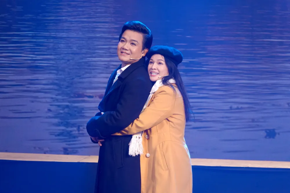 Vở kịch tái hiện những ngày tươi đẹp và hạnh phúc của Lê Hồng Phong và Nguyễn Thị Minh Khai ở Matxcơva. Ảnh: THÚY BÌNH Vở kịch tái hiện những ngày tươi đẹp và hạnh phúc của Lê Hồng Phong và Nguyễn Thị Minh Khai ở Matxcơva. Ảnh: THÚY BÌNH