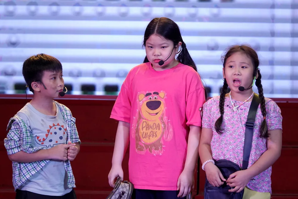 Tiểu phẩm "Mái ấm ước mơ" của NTN quận Phú Nhuận. Ảnh: THÚY BÌNH