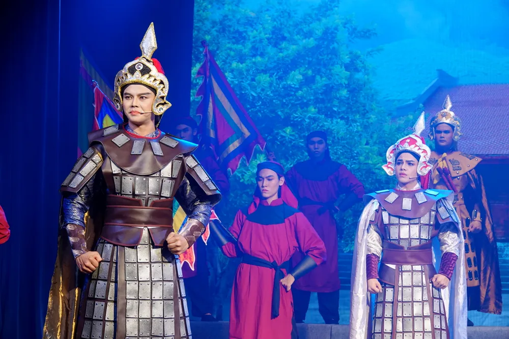 Vo Minh Lam - Sam vang dong Nhu nguyet.JPG