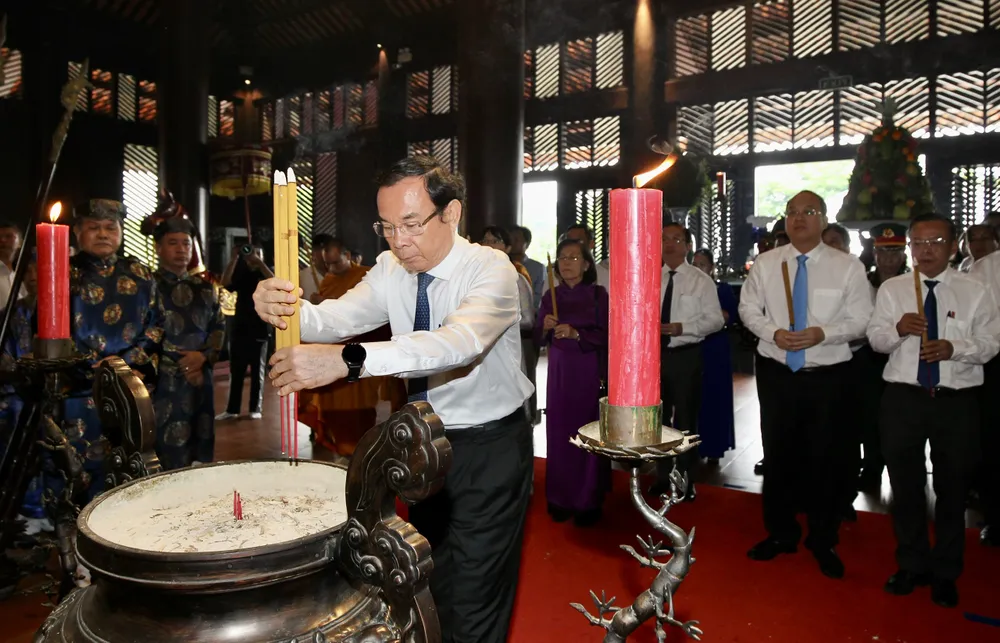 Nguyen Van Nen 2.jpg