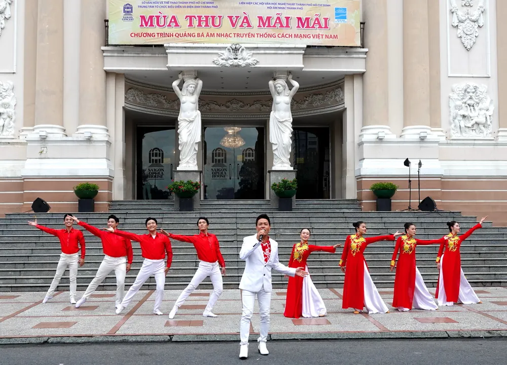 Ngoi sao niem tin ngoi sao HCM - Anh Bang.JPG